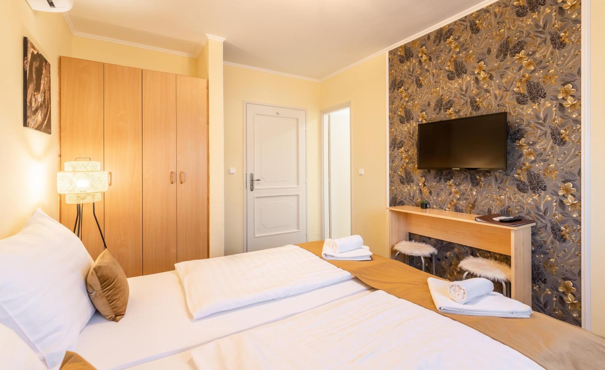 Halászi Regia Panzio Bed & Breakfast エクステリア 写真