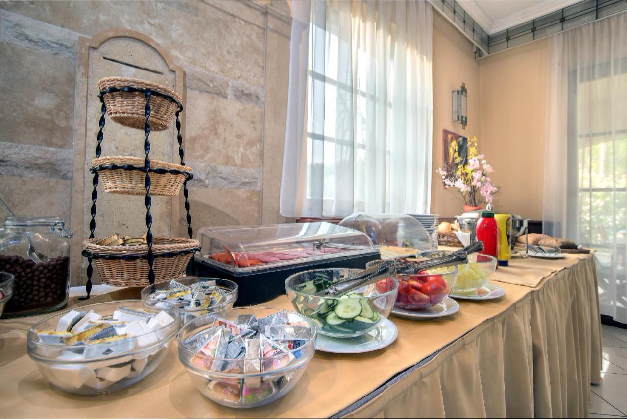 Halászi Regia Panzio Bed & Breakfast エクステリア 写真